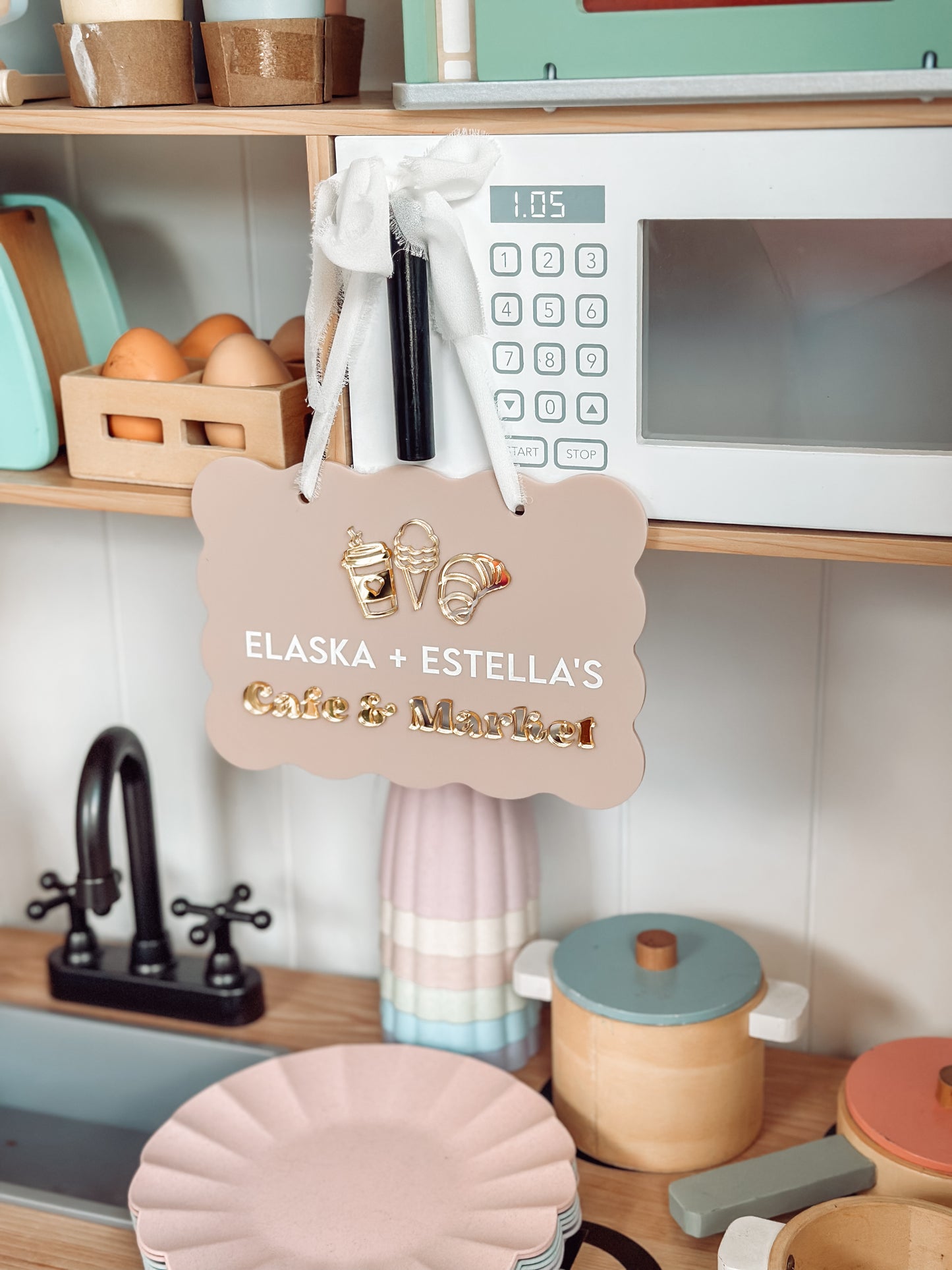 Kids Play Welcome Sign