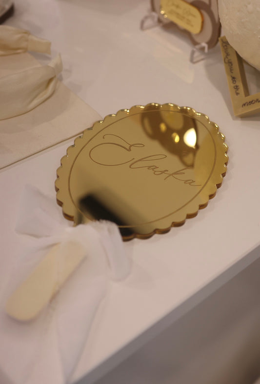 Deluxe Oval Beauty Mirror