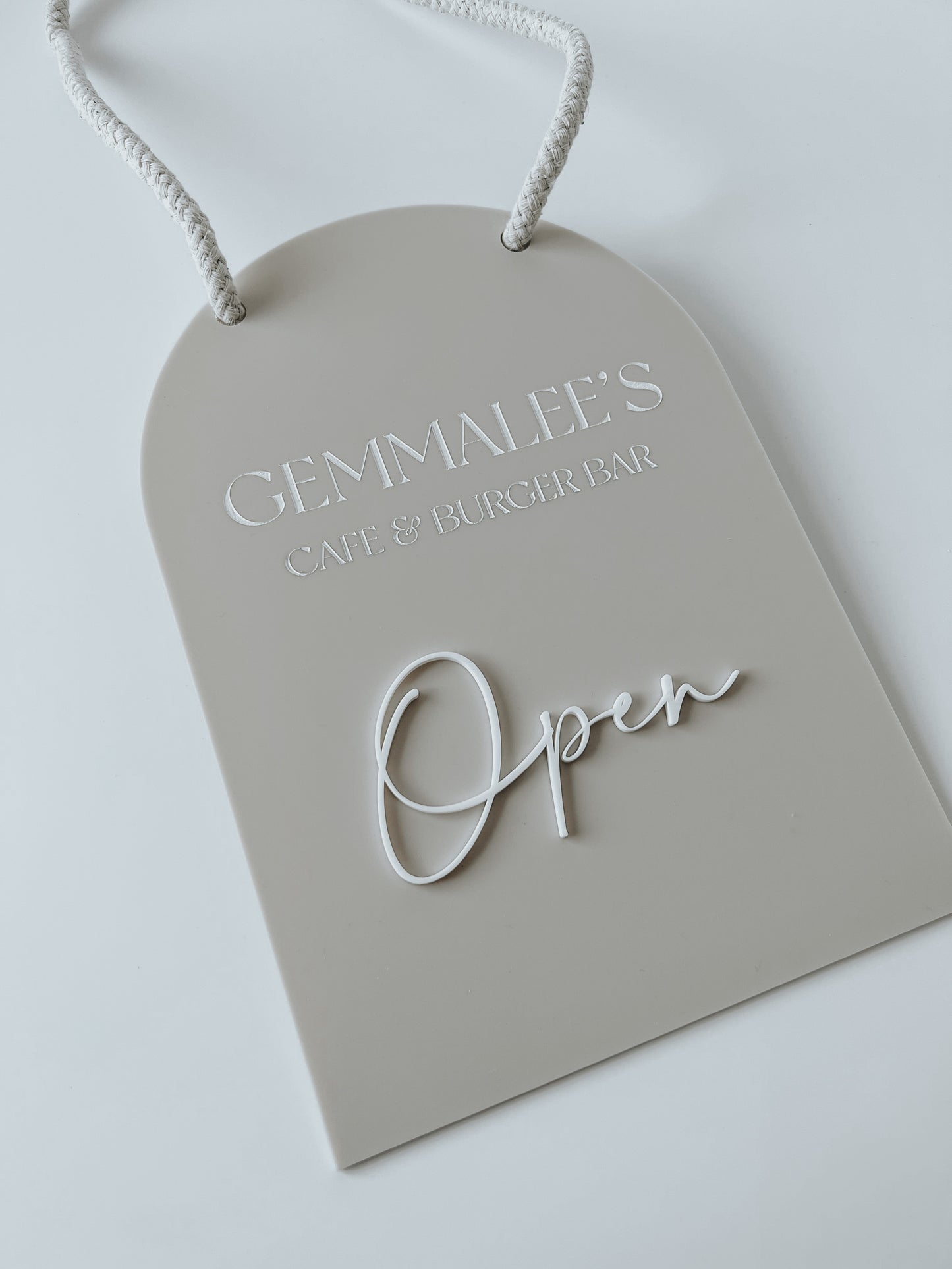 Business Open and Closed Sign